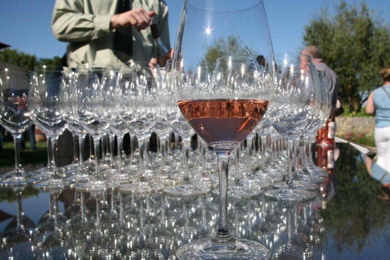 Glass of Rose 1200x800