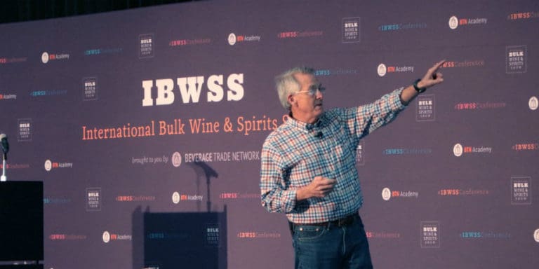 Lew Perdue on stage 920