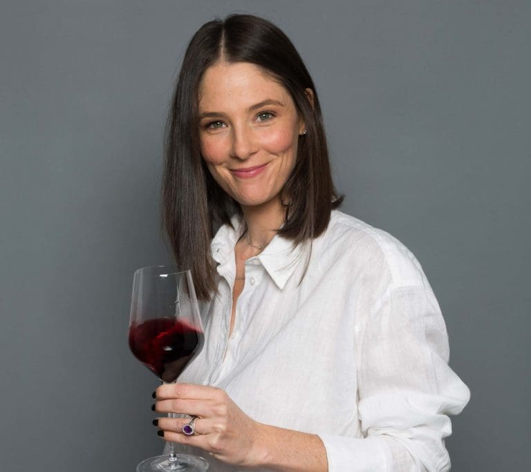 Erinlarking_thumbnail