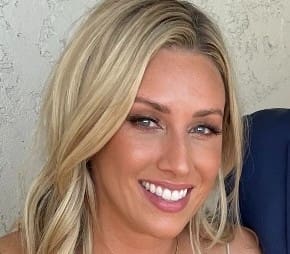 RachelRoberts_thumbnail