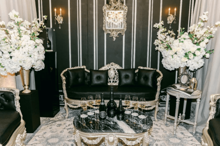 VanessaTierney_IconRoom