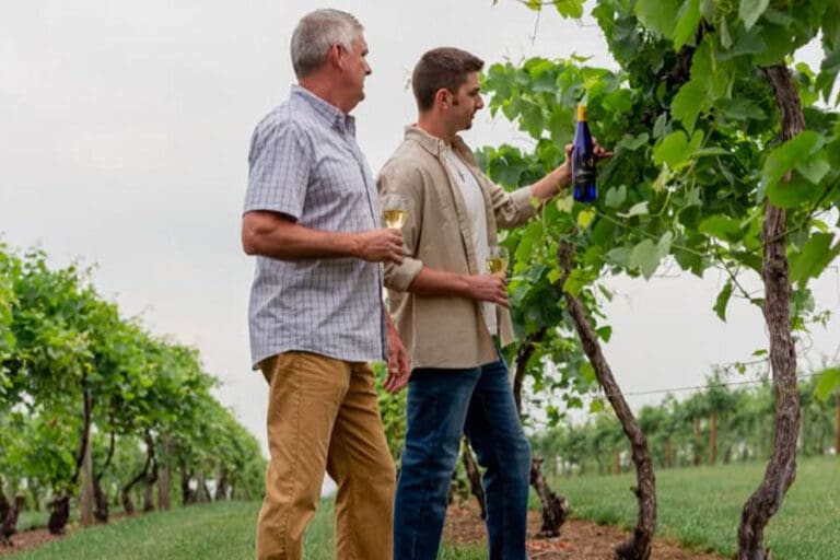 Benigna's-Creek-Jake--Dad-Decanter-(Insta)_900