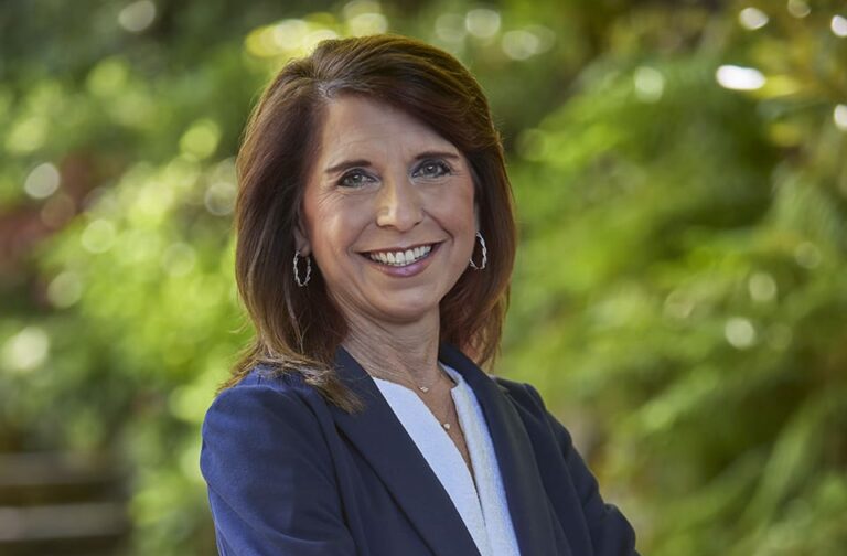 Julie Secviar Portrait_VP_HR