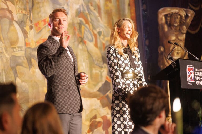 crurated-x-gv_73A7234