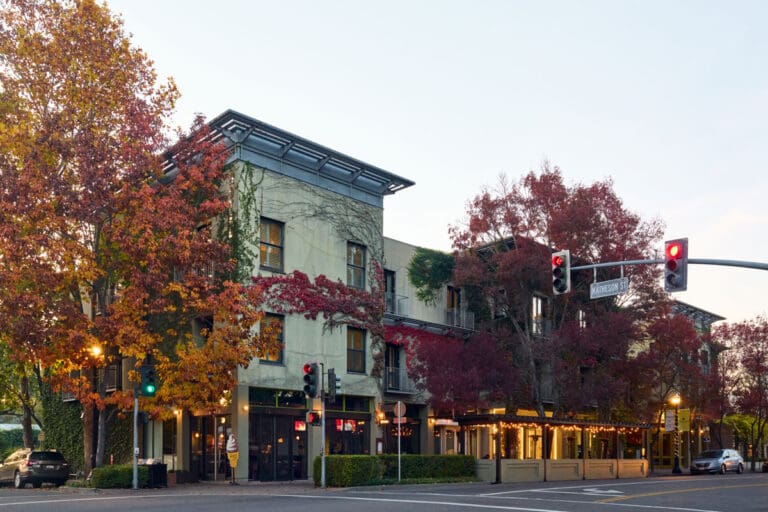 Hotel-Healdsburg-Fall-Colors