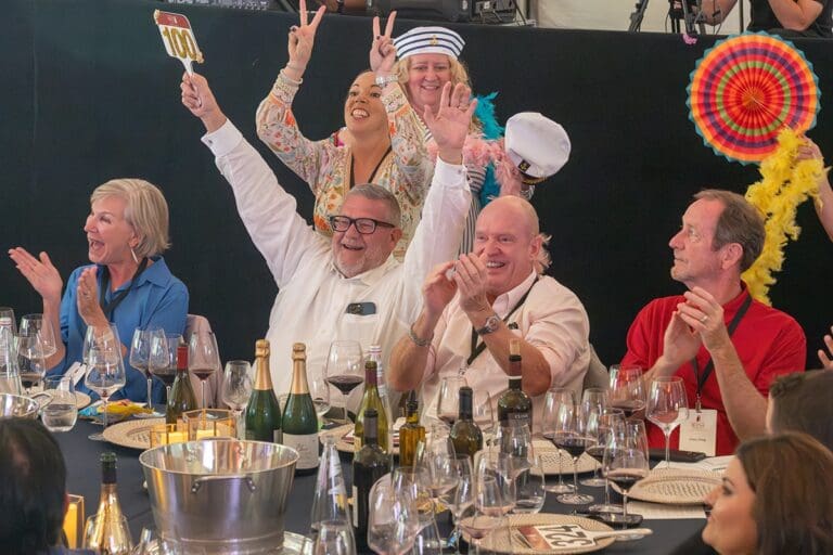 Paddle-100-2025-SCWC-photo-credit-Richard-Wood