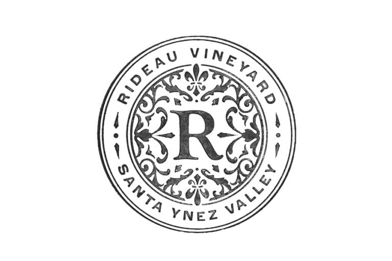 rideau-vineyard_logo-900