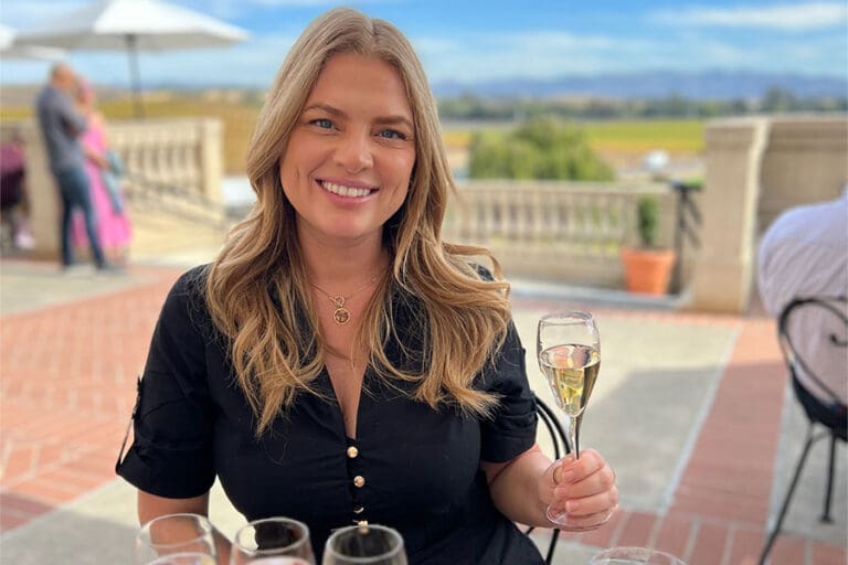 Lauren-Koenig-Headshot_ftimg