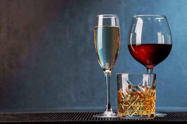 Whiskey,,Wine,,Champagne,Drinks,,Elegant,And,Enticing