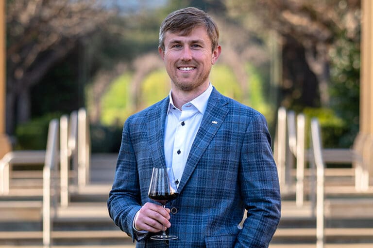Vice-President-of-Winemaking-Michael-Tracy_ftimg