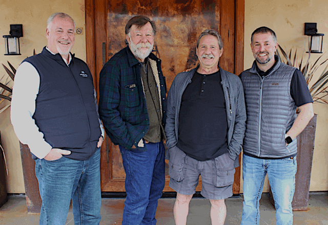 lifebetweenthevines.com