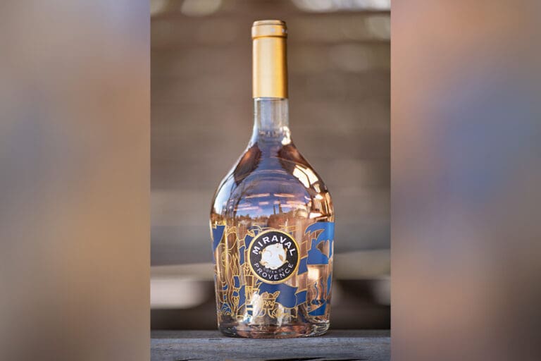 MIRAVAL-×-CANNES-Where-the-Riviera-Blushes-Pink_ftimg