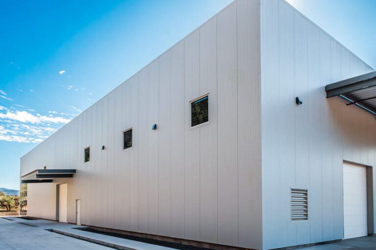 solos_building_1200