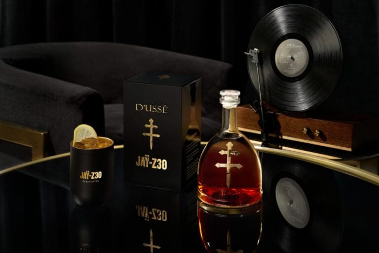 DUSSE Box Bottle Cup Code30 Lifestyle