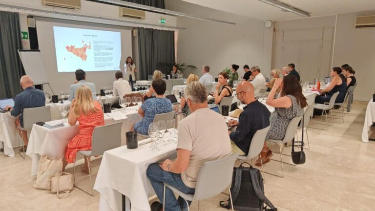 ASSOVINI SICILIA E I MASTER OF WINE 5