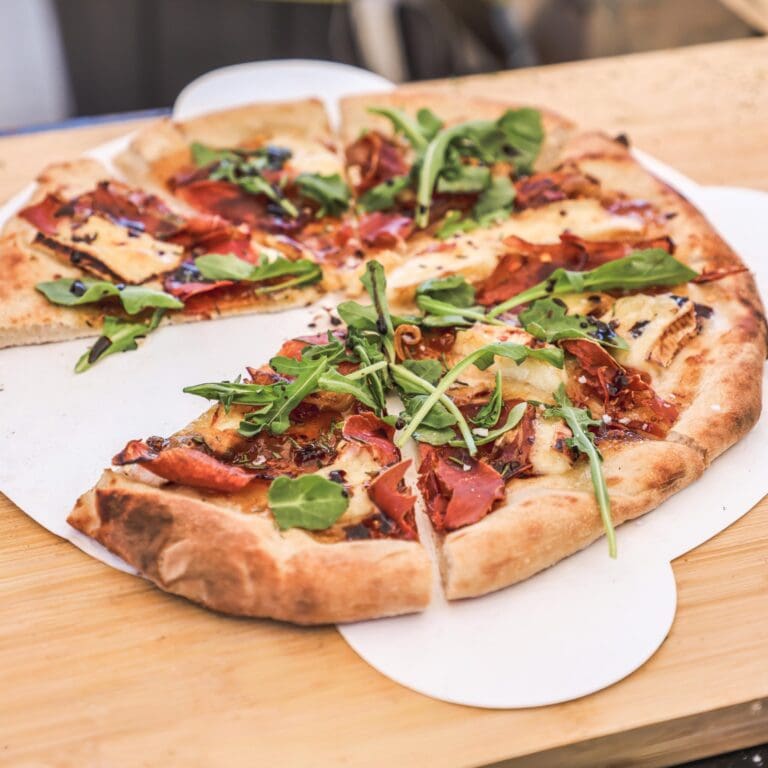 Pizza Pop-Up on the Stoller Lawn
