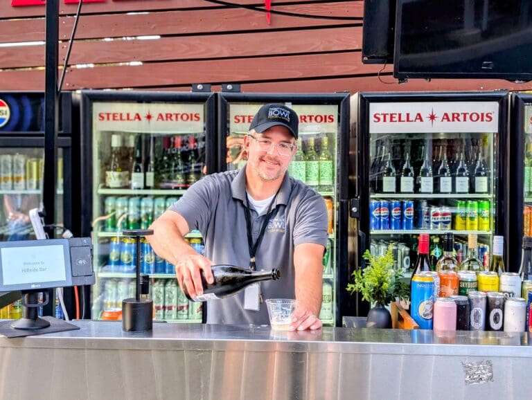 Hillside bar (4)