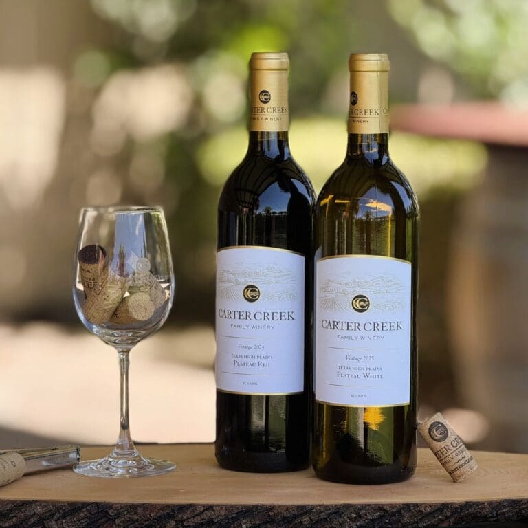 CarterCreekWinery_PlateauRed-PlateauWhite